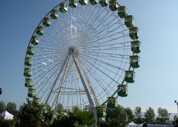 Noria - Atracciones de feria - Barcelona, Madrid y España